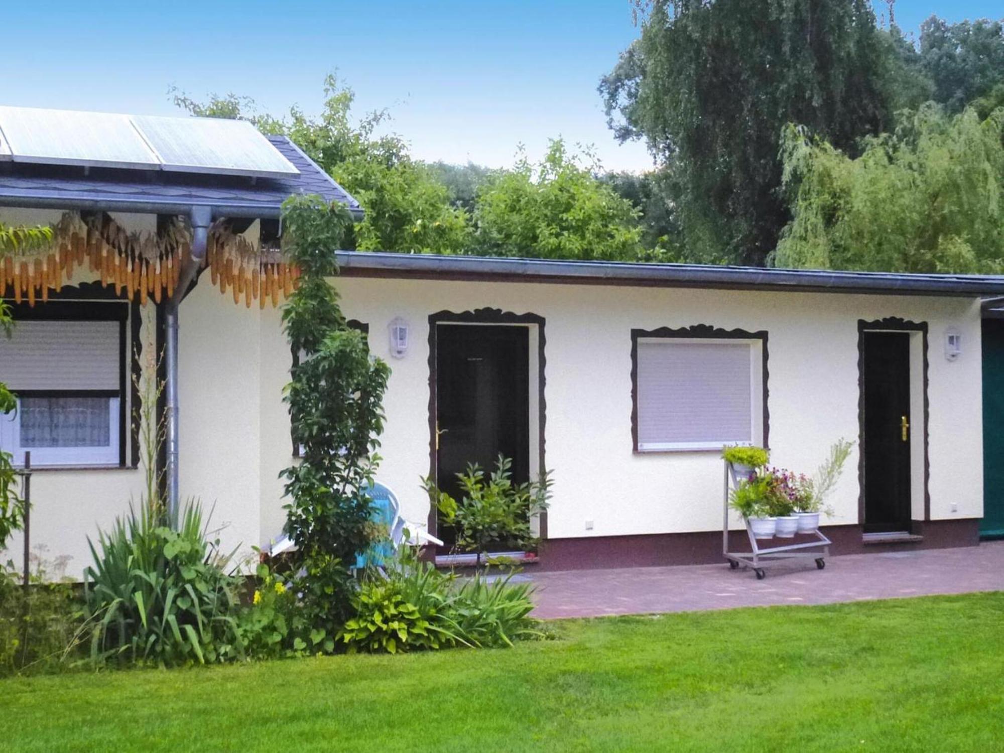 Bungalow In L Bben With A Terrace Lübben エクステリア 写真